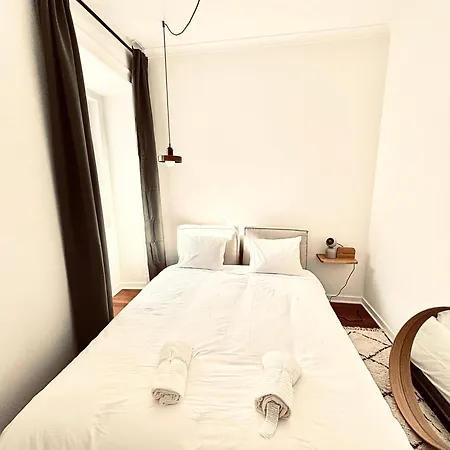 The Royal Garden In Principe Real Lissabon